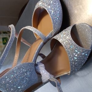 Delicacy Open toe jeweled 3" heels Size 7